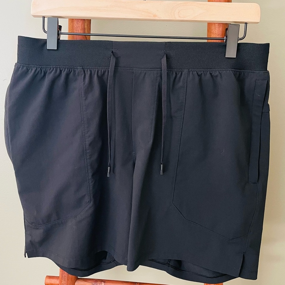 Lululemon Men’s License to Train 7” Short, Medium